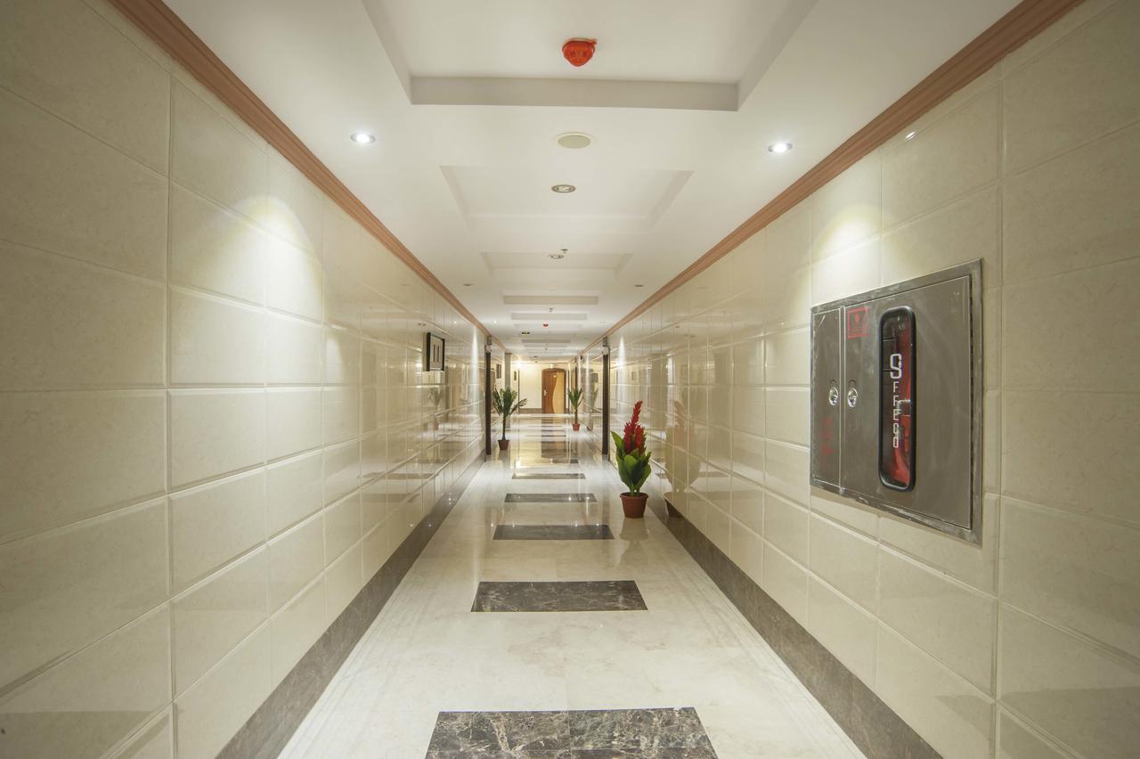 Al Ezzah Palace Hotel Suites Jeddah Exterior foto