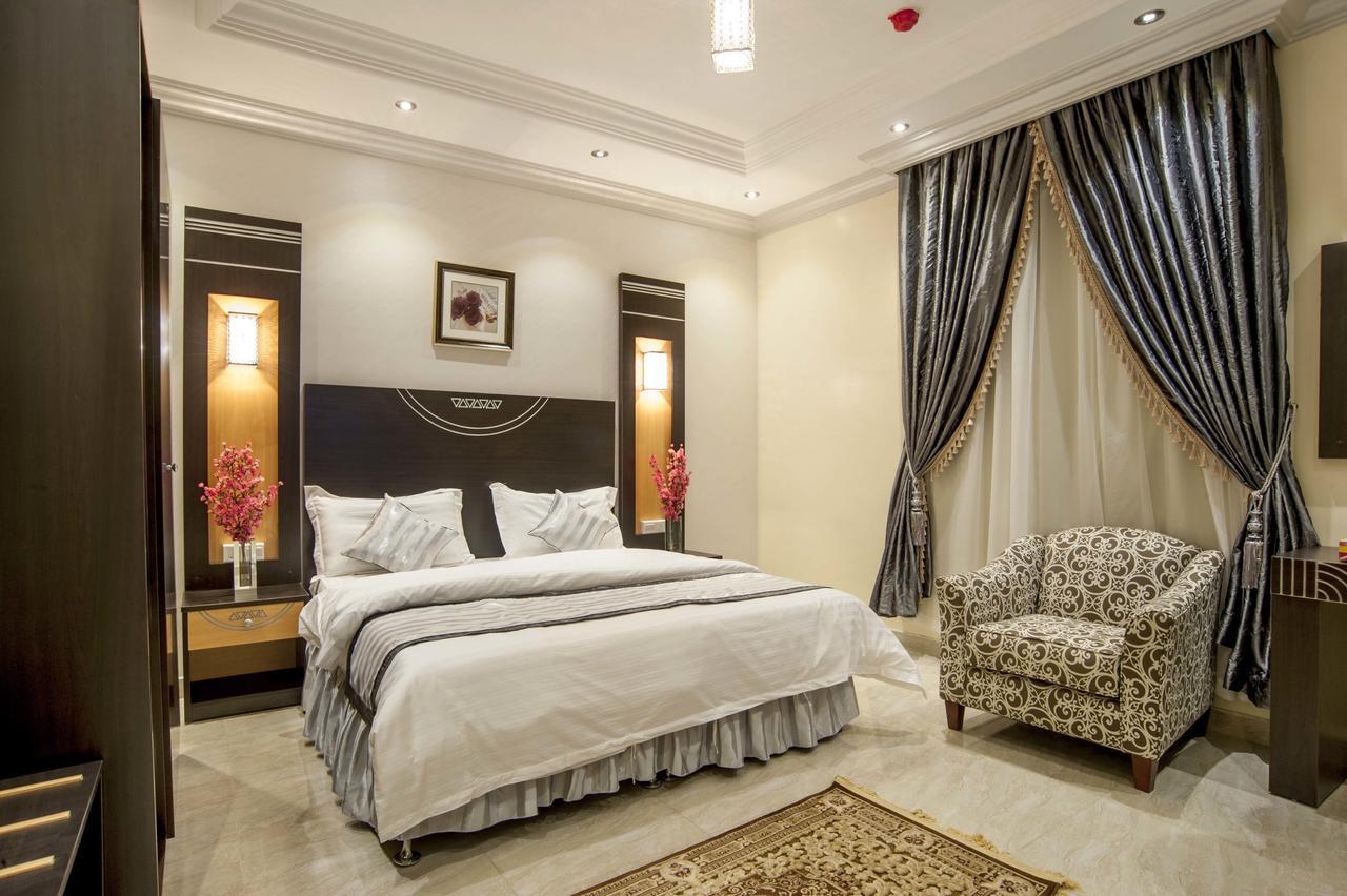 Al Ezzah Palace Hotel Suites Jeddah Exterior foto