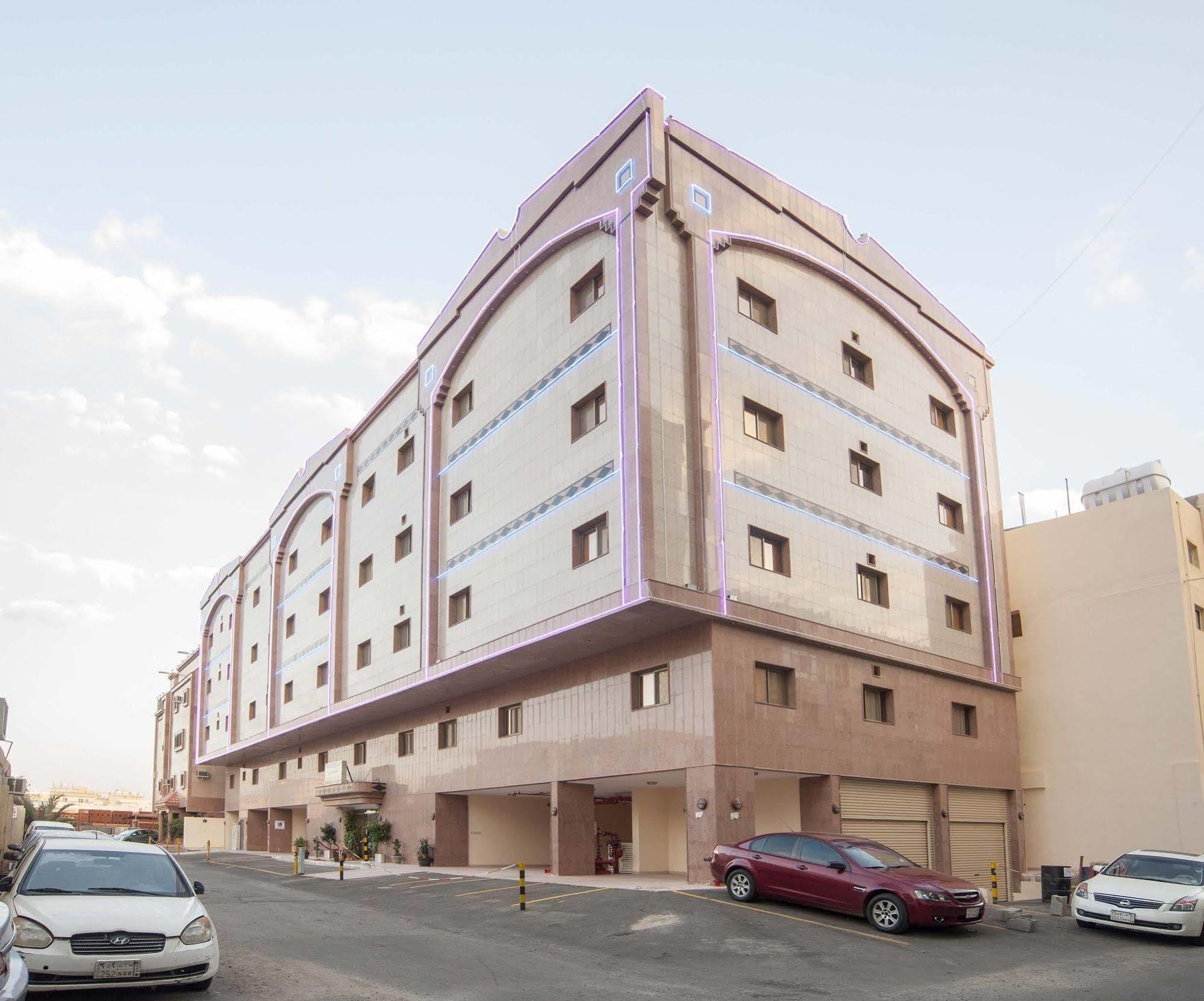 Al Ezzah Palace Hotel Suites Jeddah Exterior foto
